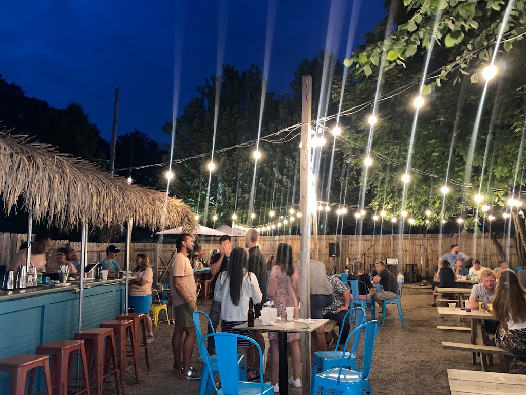 Saugatuck Fish Camp | restaurant | 149 Griffith St, Saugatuck, MI 49453, USA | 6168343435 OR +1 616-834-3435