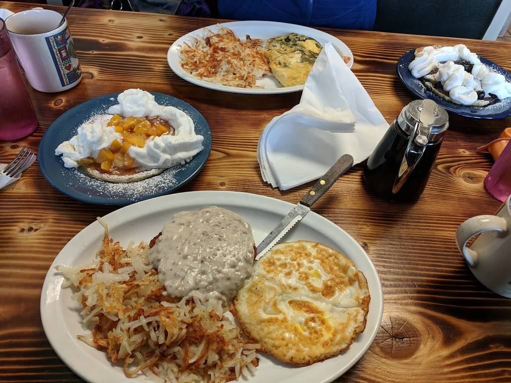 Eggspress Cafe | restaurant | 651 Railroad Ave, Round Lake, IL 60073, USA | 8477400285 OR +1 847-740-0285