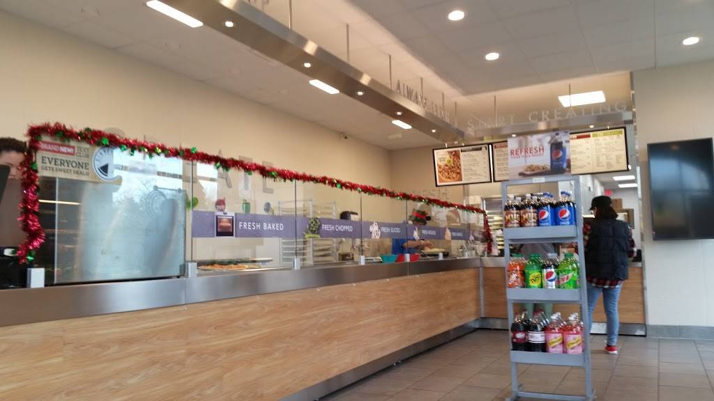 Papa Murphys Take N Bake Pizza | meal takeaway | 320 12th Ave SE, Norman, OK 73071, USA | 4057015775 OR +1 405-701-5775