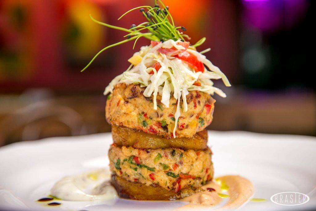 Brasier Restaurant & lounge | restaurant | 3775 10th Ave, New York, NY 10034, USA | 2125671601 OR +1 212-567-1601