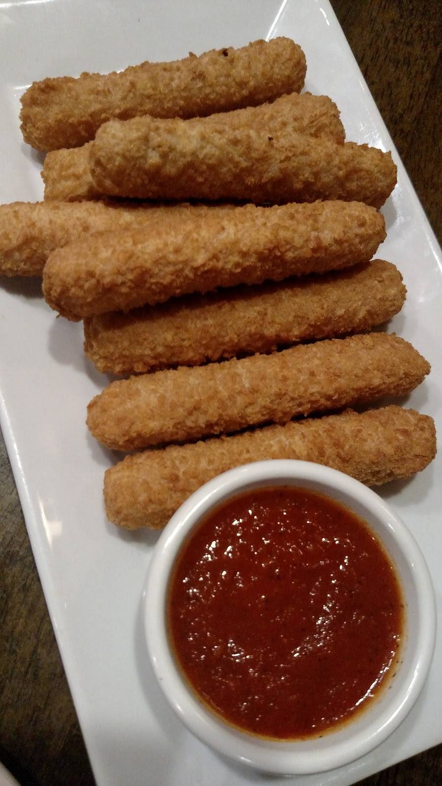 Molly Maguires | restaurant | 1085 Central Ave, Clark, NJ 07066, USA | 7323886511 OR +1 732-388-6511