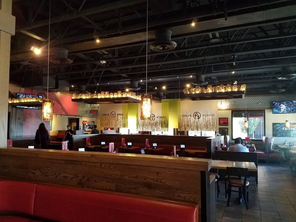 Chilis Grill & Bar | meal takeaway | 1191 E 19th St, Upland, CA 91784, USA | 9099321051 OR +1 909-932-1051