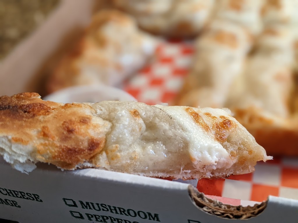 Sweet Heart Pizza | restaurant | 0672 S Gaines St, Portland, OR 97239, USA | 5039541706 OR +1 503-954-1706