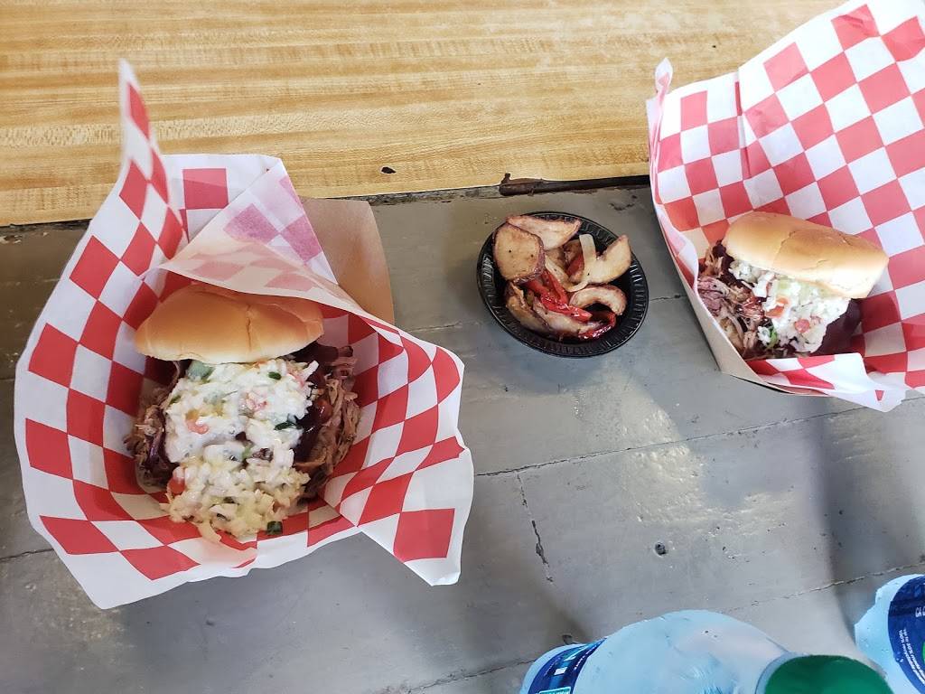 Miss Lillians Smoke House | restaurant | 2700 Dollywood Parks Blvd, Pigeon Forge, TN 37863, USA | 8003655996 OR +1 800-365-5996