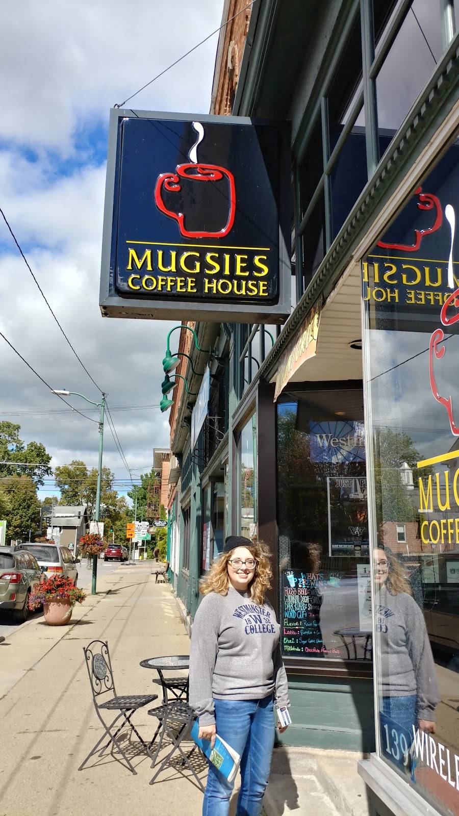 Mugsies Coffee House LLC | restaurant | 139 S Market St, New Wilmington, PA 16142, USA | 7249463684 OR +1 724-946-3684