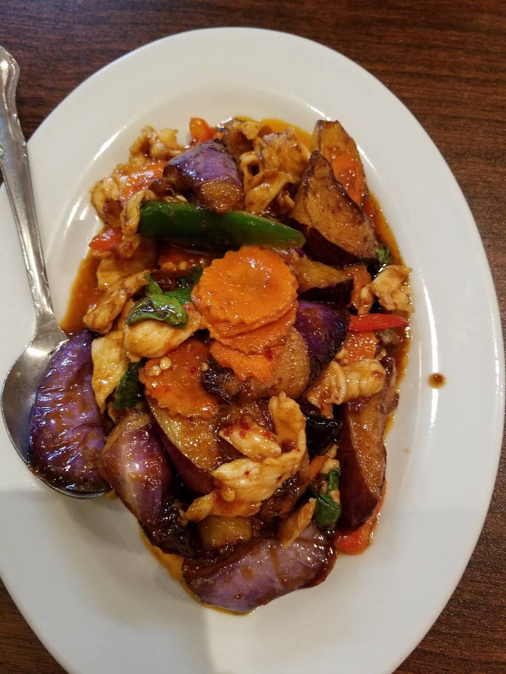 Zabb Thai Cuisine | restaurant | 4440 Mission St, San Francisco, CA 94112, USA | 4155862455 OR +1 415-586-2455