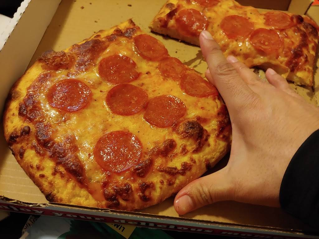 Mias Pizza & Pasta | restaurant | 8931 E Union Ave, Greenwood Village, CO 80111, USA | 3037289343 OR +1 303-728-9343