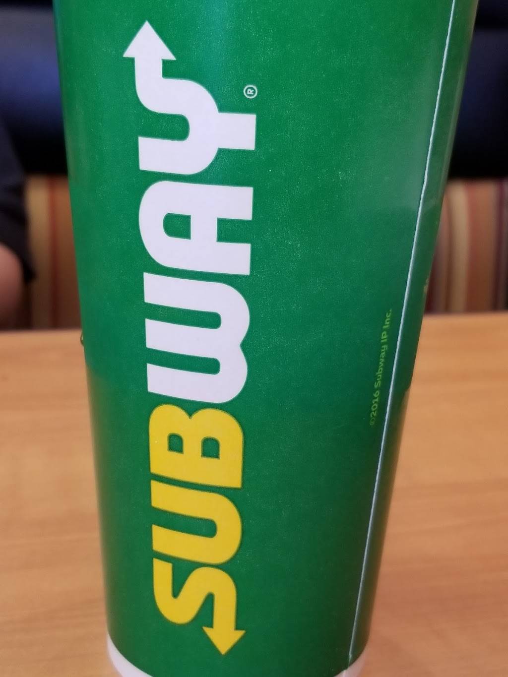 Subway | restaurant | 2467, 3906 E 82nd St, Indianapolis, IN 46240, USA | 3175794900 OR +1 317-579-4900