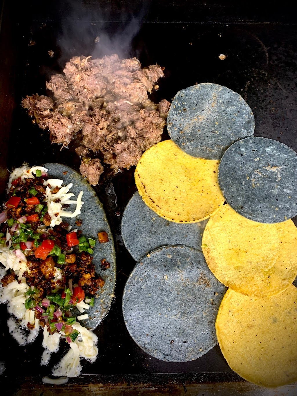 Maiz DLV | restaurant | Outside Chopper tiki, 1100 B Stratton Ave, Nashville, TN 37206, USA | 6154230075 OR +1 615-423-0075