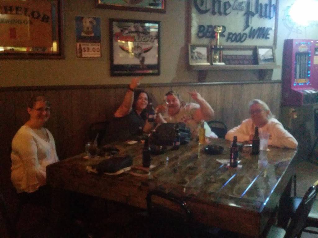 Fremont Bar & Grill | restaurant | 112 Toledo St, Fremont, IN 46737, USA | 2605276223 OR +1 260-527-6223