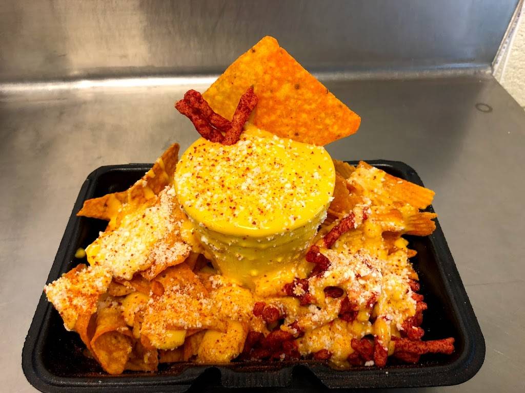 El kiosco mexican snacks | restaurant | 8929 N Central Ave #103, Phoenix, AZ 85020, USA | 6028708677 OR +1 602-870-8677