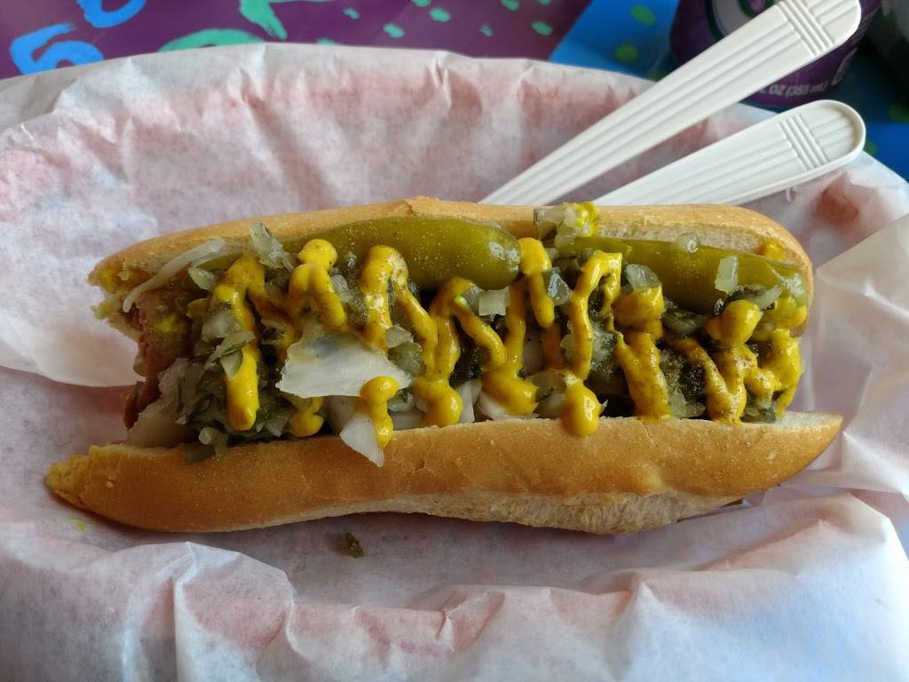 Steves Hot Dogs Tower Grove | restaurant | 3457 Magnolia Ave, St. Louis, MO 63118, USA | 3149325953 OR +1 314-932-5953