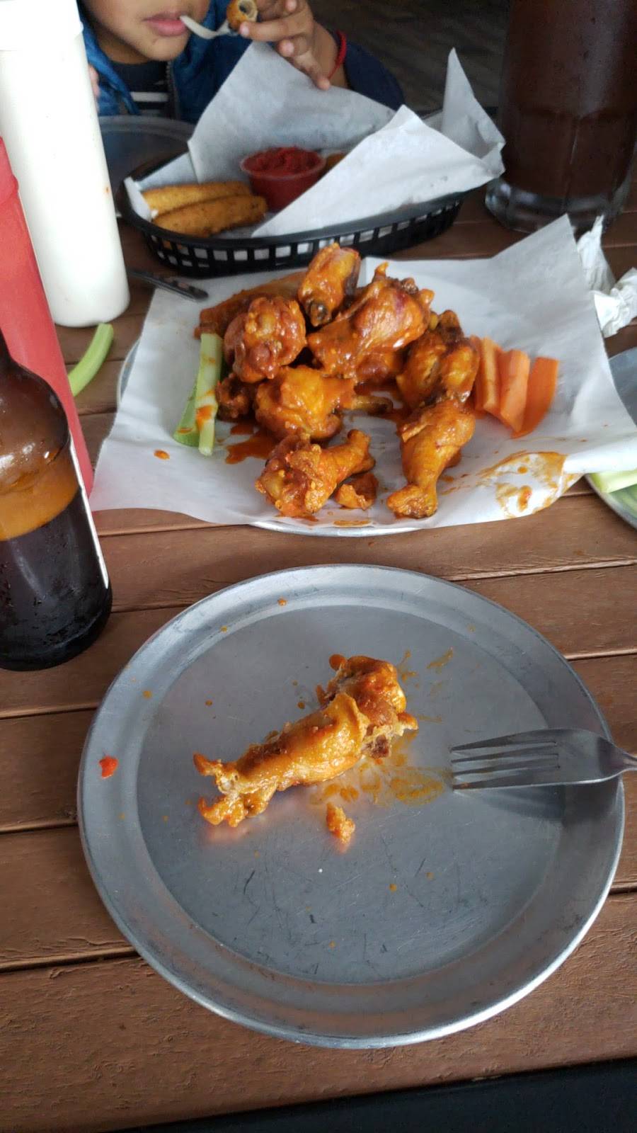 Chiltepinos Wings | restaurant | Lazaro Cardenas Blvd 16000, La Pechuga, Otay Constituyentes, Tijuana, B.C., Mexico | 016642089817 OR +52 664 208 9817
