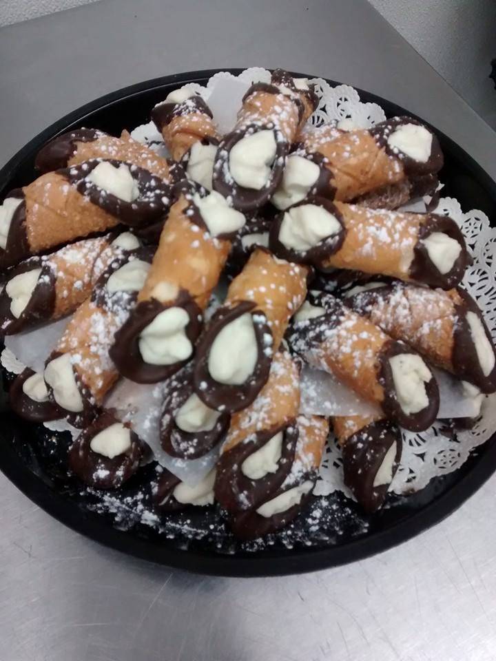 DeCaros Deli | restaurant | 47 Cedar St, Latrobe, PA 15650, USA | 7248794429 OR +1 724-879-4429