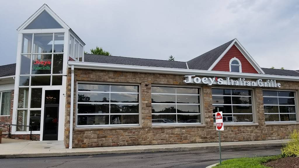 Joeys Italian Grille | restaurant | 209 Center St, Chardon, OH 44024, USA | 4402790031 OR +1 440-279-0031