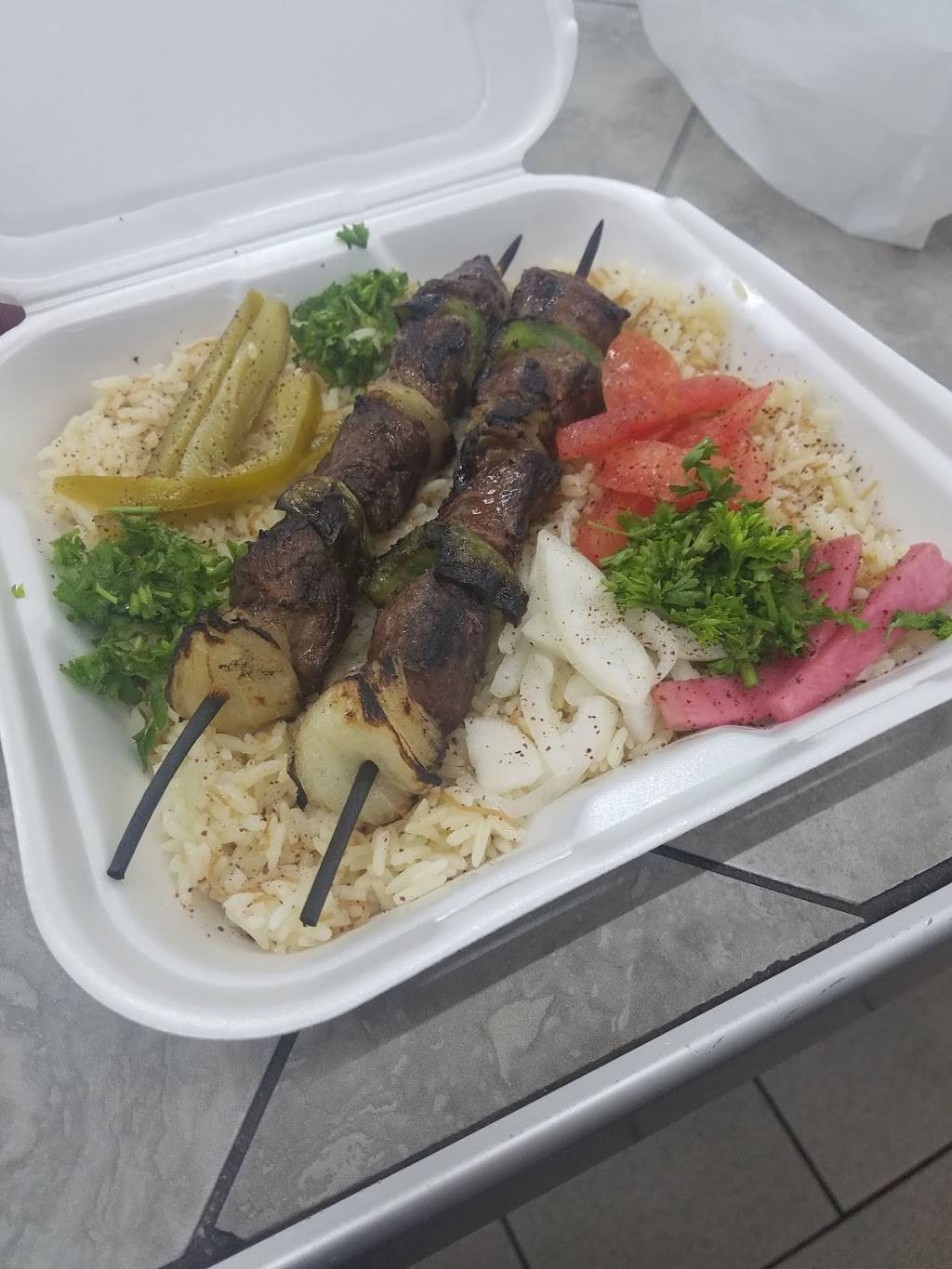 In & Out Shawarma | restaurant | 3976 Pelham St, Dearborn Heights, MI 48125, USA | 3136331205 OR +1 313-633-1205