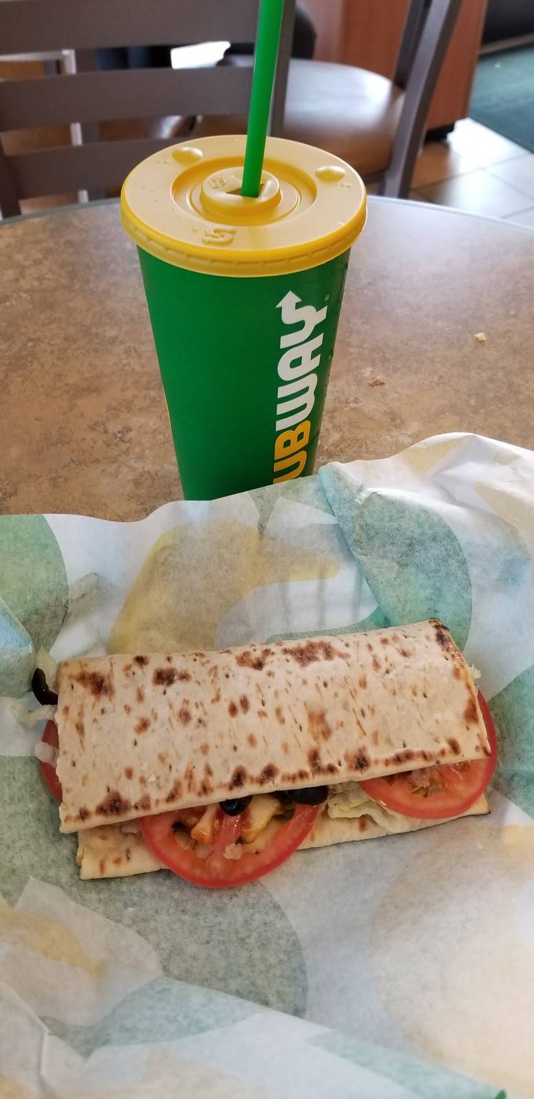 Subway | restaurant | 2330 W Happy Valley Rd Suite 1025 The Shops at Norterra S/C, Phoenix, AZ 85085, USA | 6235817061 OR +1 623-581-7061