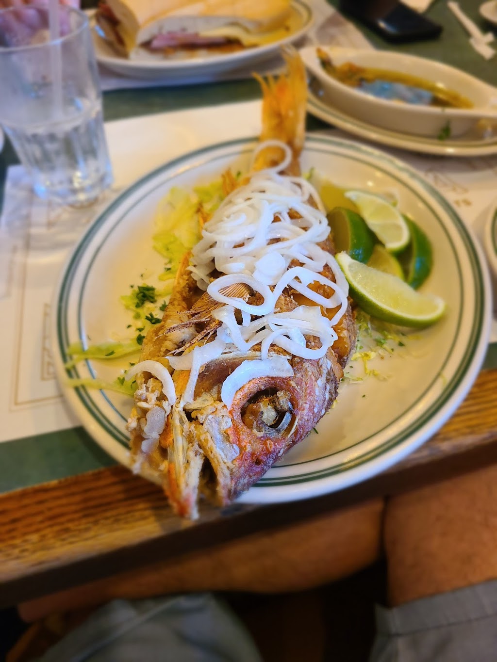 La Carreta | restaurant | 10633 NW 12th St, Miami, FL 33172, USA | 3054639778 OR +1 305-463-9778