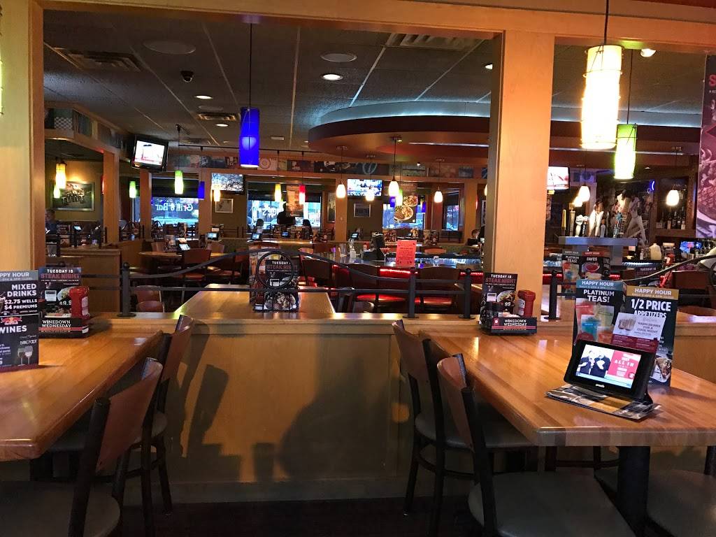 Applebees Grill + Bar | restaurant | 1335 Town Centre Dr, Eagan, MN 55123, USA | 6516867022 OR +1 651-686-7022
