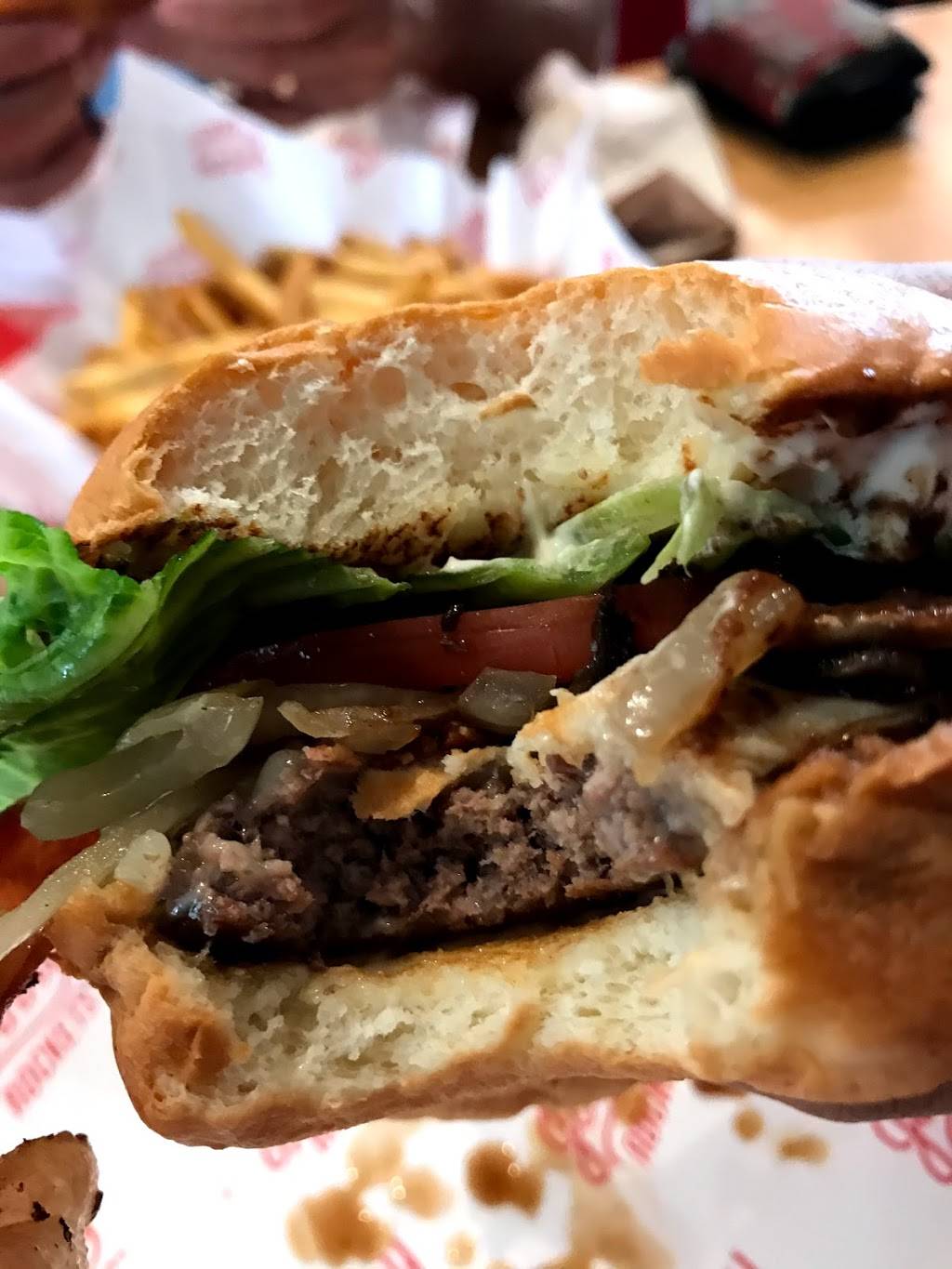 Johnny Rockets | restaurant | ROCK N FUN AT KAMAKANA ALI, 91-5431, Kapolei Pkwy #700, Kapolei, HI 96707, USA | 8086702626 OR +1 808-670-2626