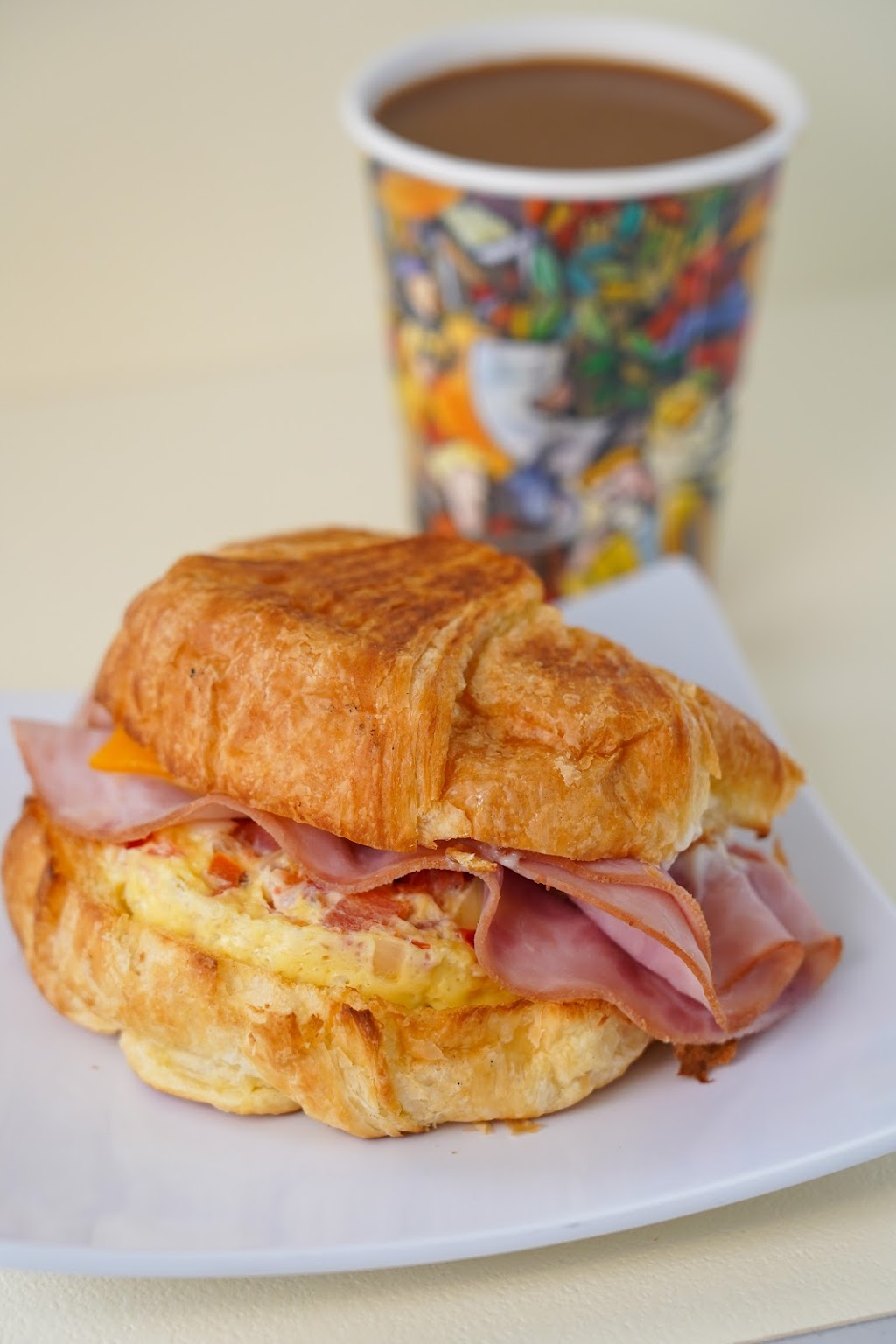 Frankies Italian Kitchen Noho | restaurant | 10544 Magnolia Blvd Unit 2, Los Angeles, CA 91601, USA | 8187661520 OR +1 818-766-1520