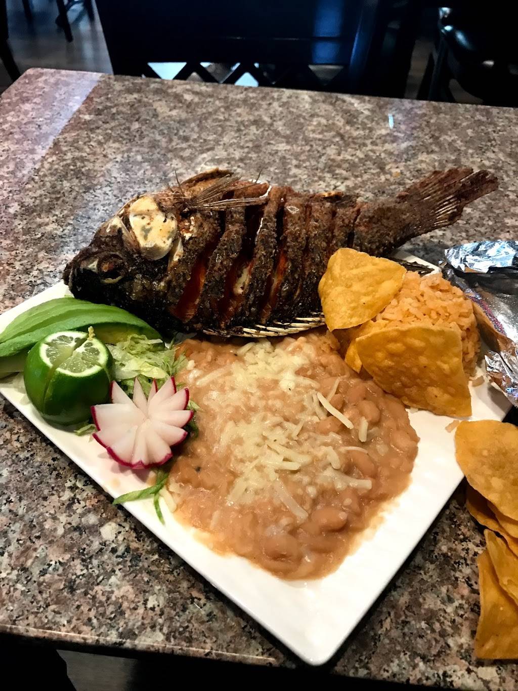 El Camarón Loco | restaurant | 301 E Santa Clara St suite b, San Jose, CA 95113, USA | 4085645473 OR +1 408-564-5473