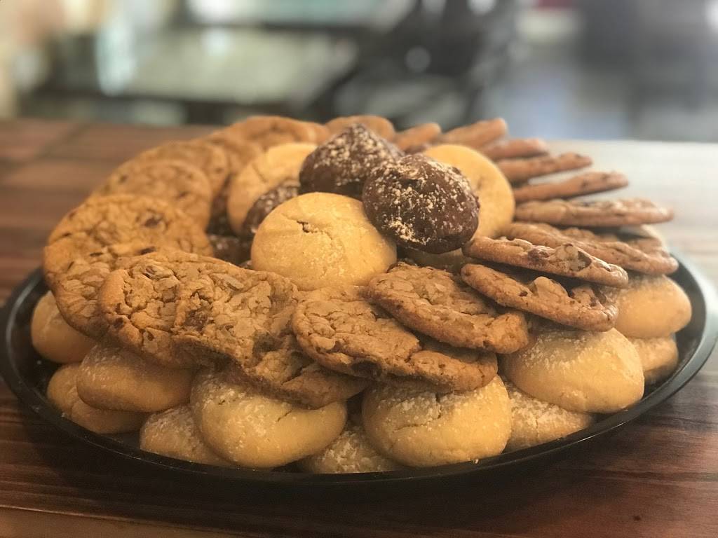 Rias Bistro & Bakery | cafe | 113 State St, Albany, NY 12207, USA | 5186508340 OR +1 518-650-8340