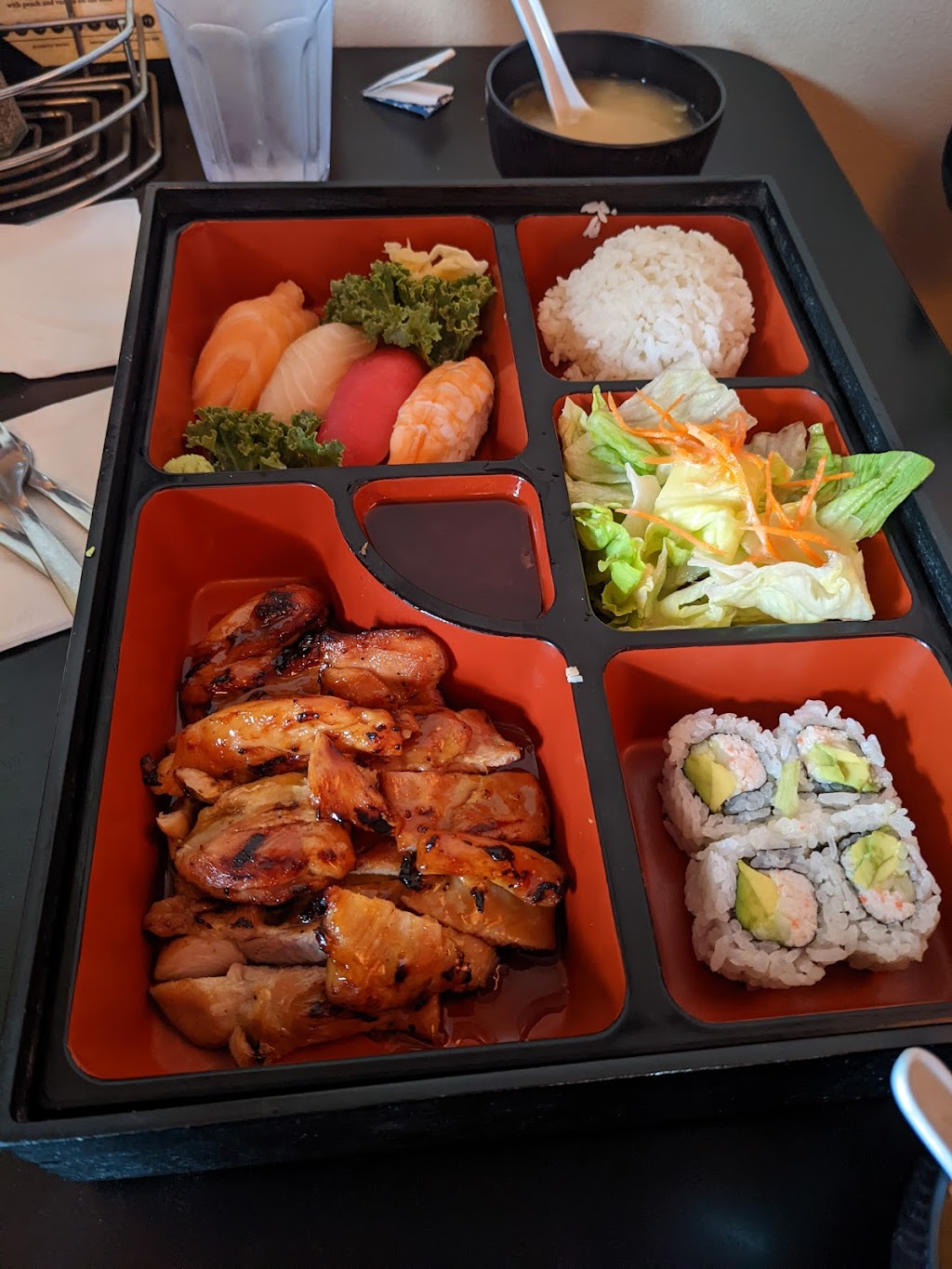 Osaka Teriyaki and Sushi | restaurant | 4101 W 27th Pl, Kennewick, WA 99337, USA | 5097372900 OR +1 509-737-2900