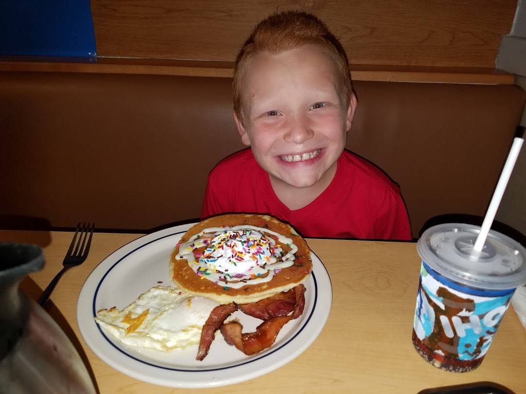 IHOP | restaurant | 4149 Sterling Ave, Kansas City, MO 64133, USA | 8163536500 OR +1 816-353-6500