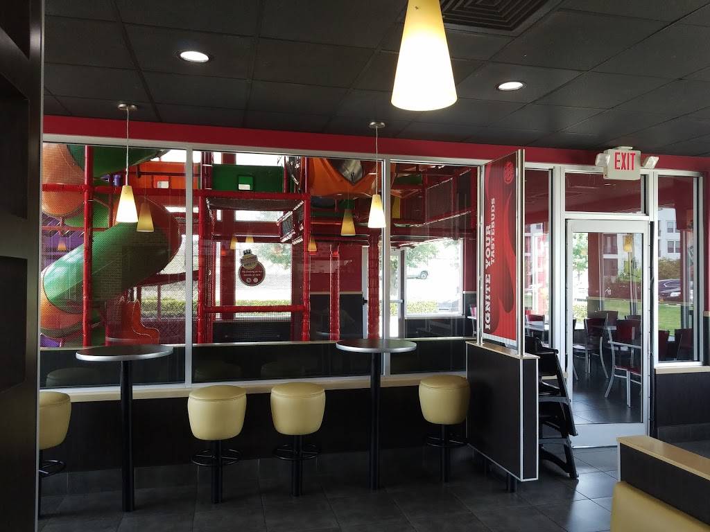 Burger King | restaurant | 11830 N Central Expy, Dallas, TX 75243, USA | 2145758506 OR +1 214-575-8506
