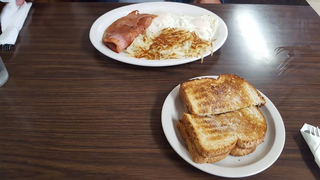 Barbs Cafe | restaurant | 633 Central Ave, Florence, WI 54121, USA | 7155284219 OR +1 715-528-4219