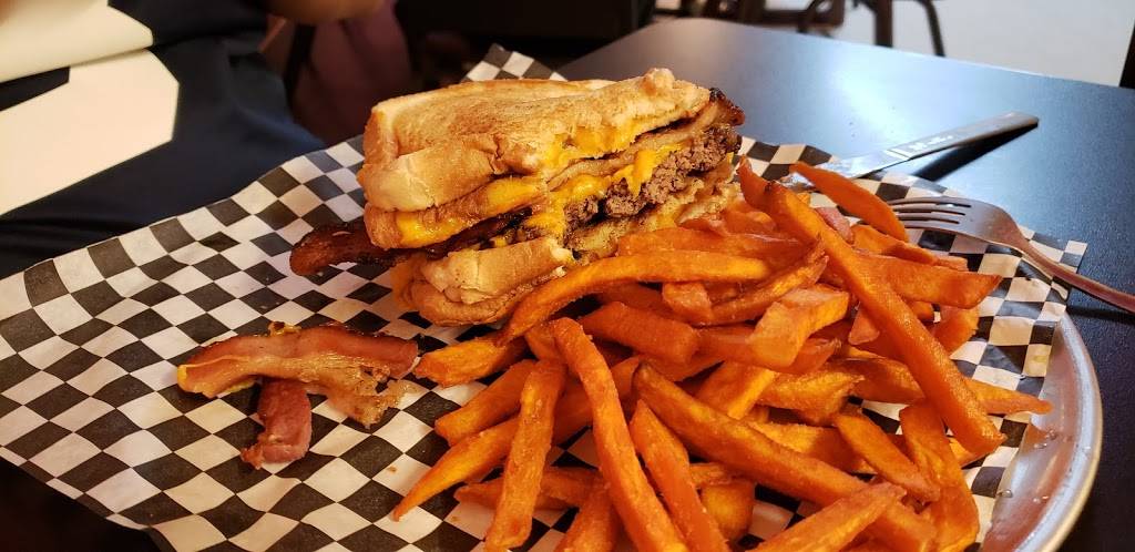 Southton Cafe | restaurant | 9756 Southton Rd, San Antonio, TX 78223, USA | 2106330041 OR +1 210-633-0041