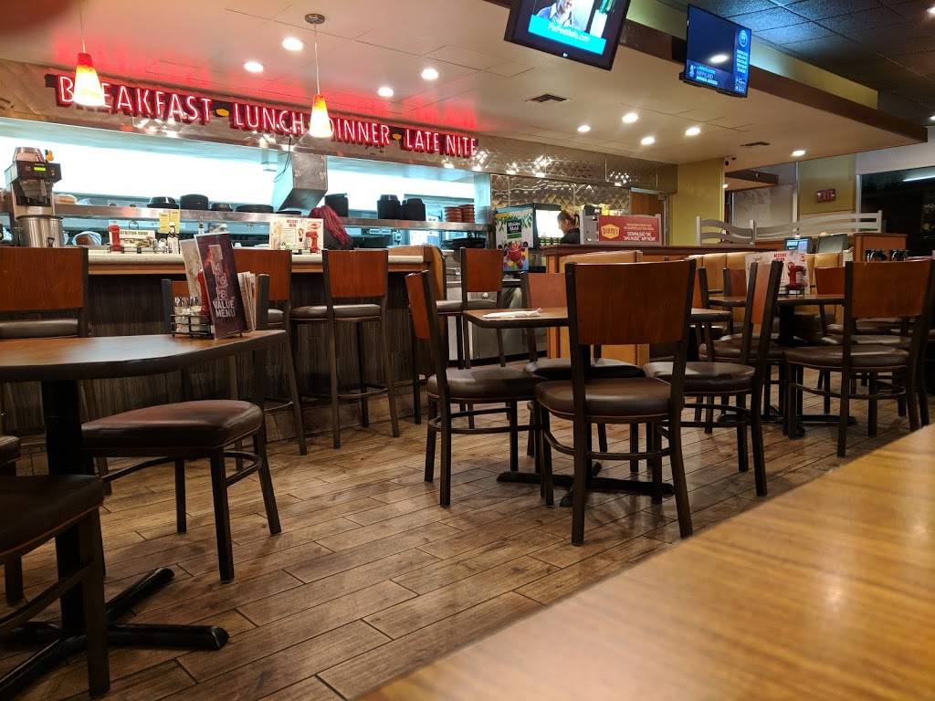 Dennys | restaurant | 250 Fairgrounds Dr, Vallejo, CA 94589, USA | 7076446242 OR +1 707-644-6242