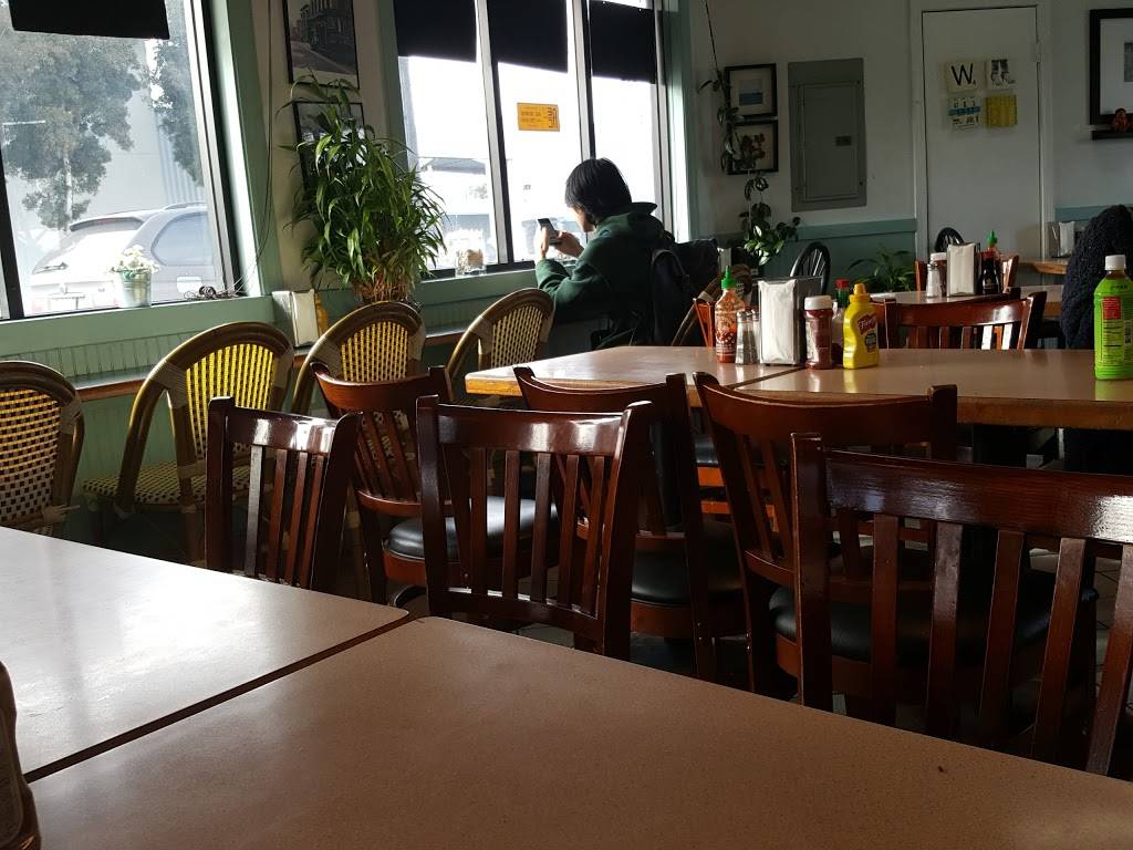 Wolfes Lunch | meal takeaway | 1220 16th St, San Francisco, CA 94107, USA | 4156213684 OR +1 415-621-3684