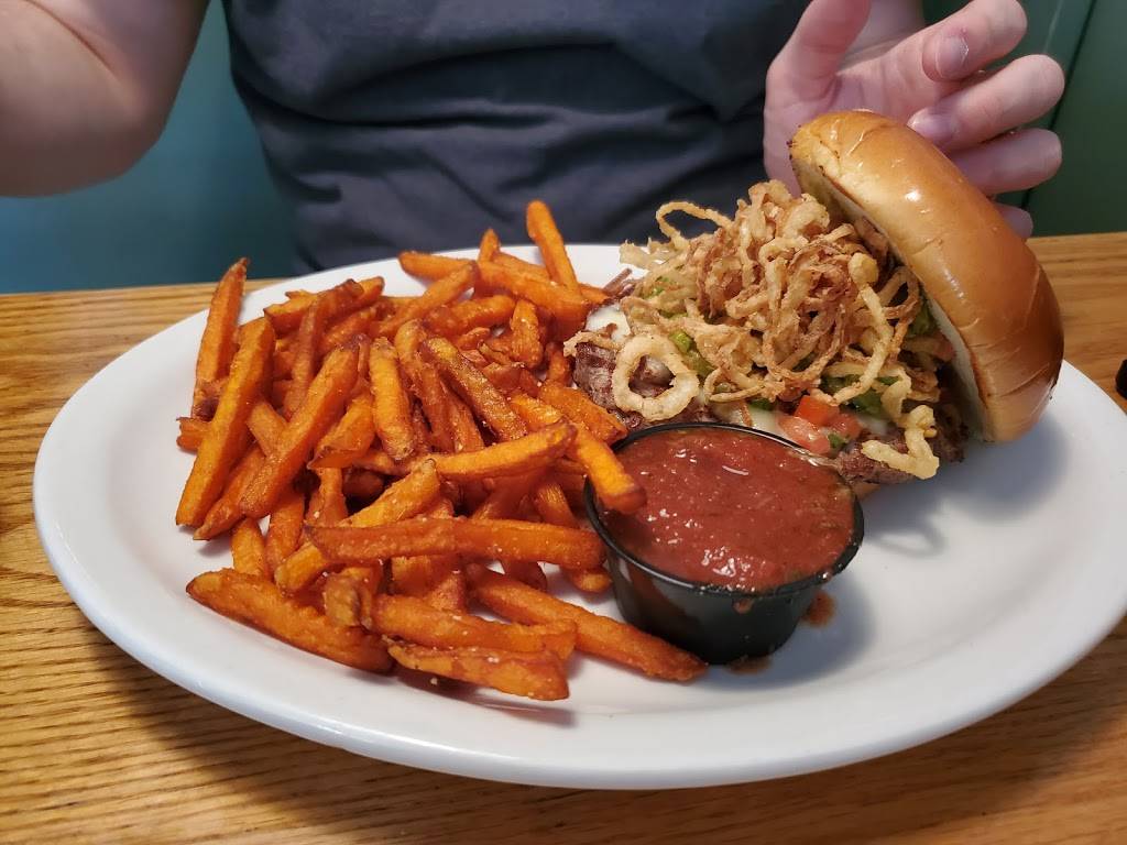 Grasses Grill | restaurant | 10663 N Bay Shore Dr, Sister Bay, WI 54234, USA | 9208541125 OR +1 920-854-1125