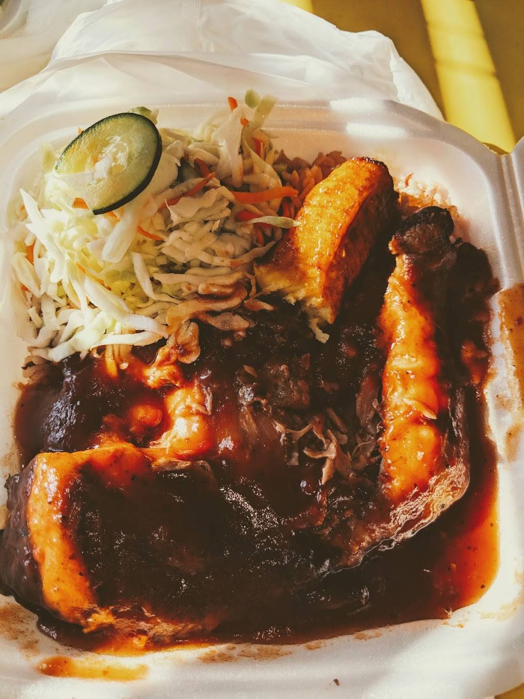 Kalypso Restaurant | restaurant | 12 Winspear Ave, Buffalo, NY 14214, USA | 7168343663 OR +1 716-834-3663