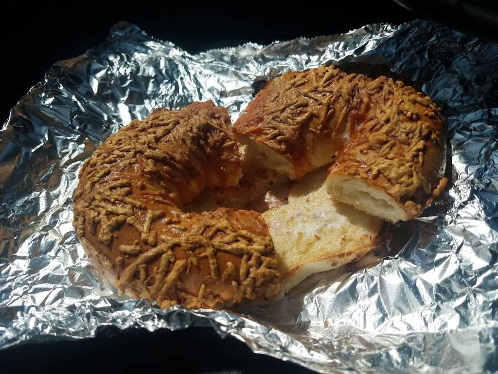 Straight From New York Bagels | bakery | 24830 S Tamiami Trail, Bonita Springs, FL 34134, USA | 2396769184 OR +1 239-676-9184