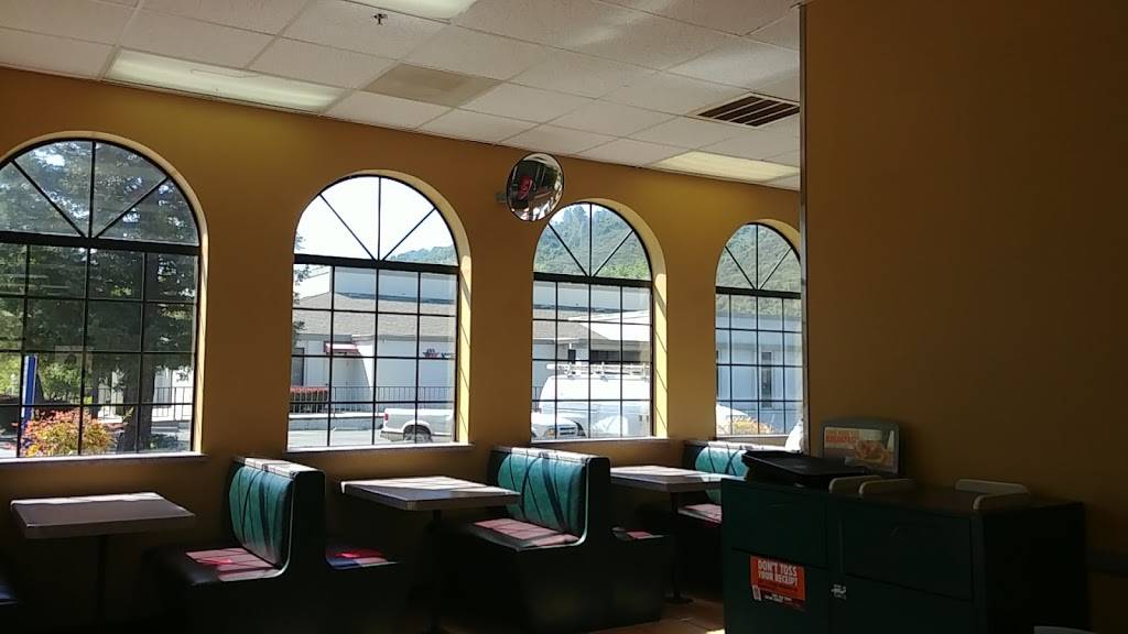 Burger King | restaurant | 5005 Coakley Cir Rd, Mariposa, CA 95338, USA | 2097425464 OR +1 209-742-5464