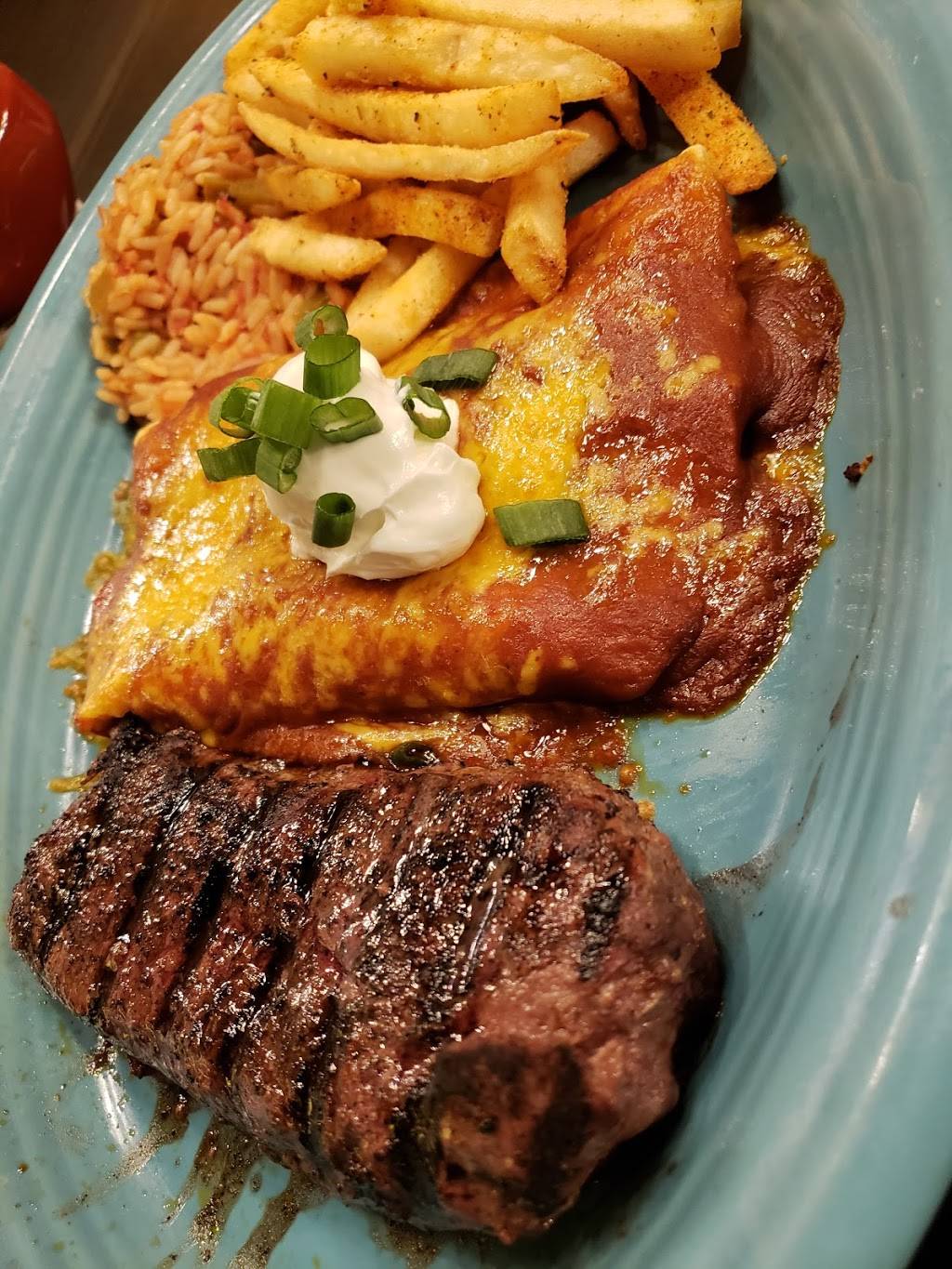 Carlos OKellys | meal takeaway | 1406 S Gilbert St, Iowa City, IA 52240, USA | 3193545800 OR +1 319-354-5800