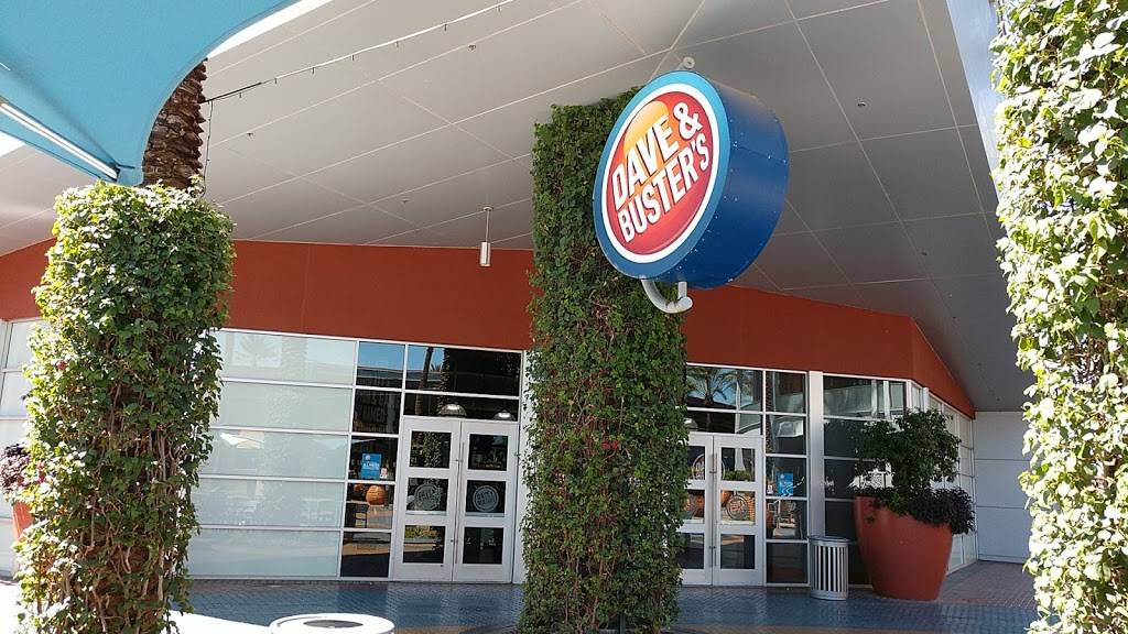 Dave & Busters | restaurant | 2000 E Rio Salado Pkwy, Tempe, AZ 85281, USA | 4802818456 OR +1 480-281-8456