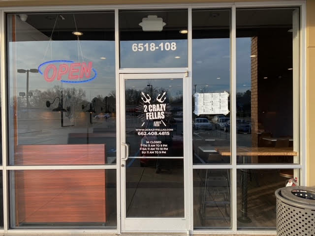 2 Crazy Fellas | restaurant | 6518 Goodman Rd Ste 108, Olive Branch, MS 38654, USA | 6624084815 OR +1 662-408-4815