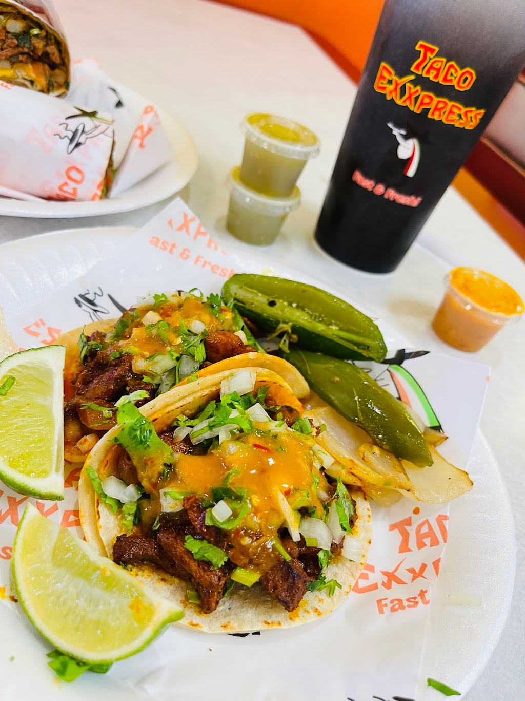 Taco Exxpress #4 | restaurant | 4601 Freeport Blvd, Sacramento, CA 95822, USA | 9168982817 OR +1 916-898-2817