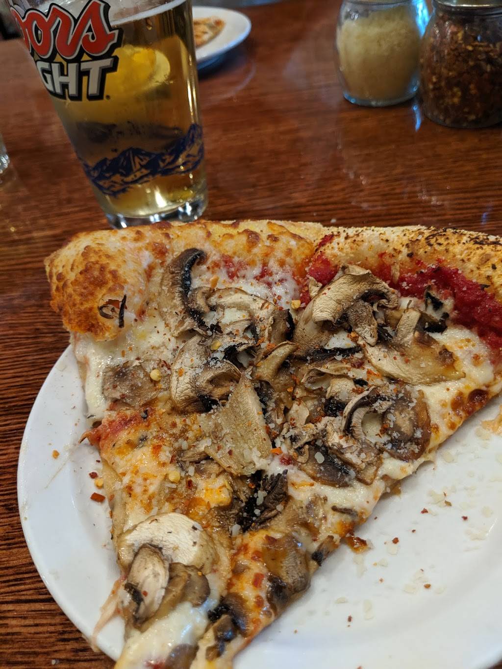 Two Girls Pizzeria | restaurant | 140 W Duval Mine Rd # 108, Green Valley, AZ 85614, USA | 5206257499 OR +1 520-625-7499