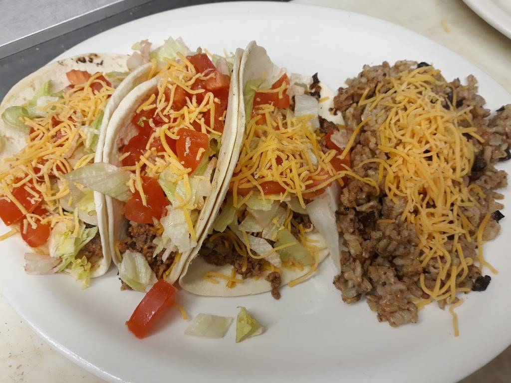 Triple J Cafe | cafe | 4020 E Chandler St, Carsonville, MI 48419, USA | 8106579900 OR +1 810-657-9900