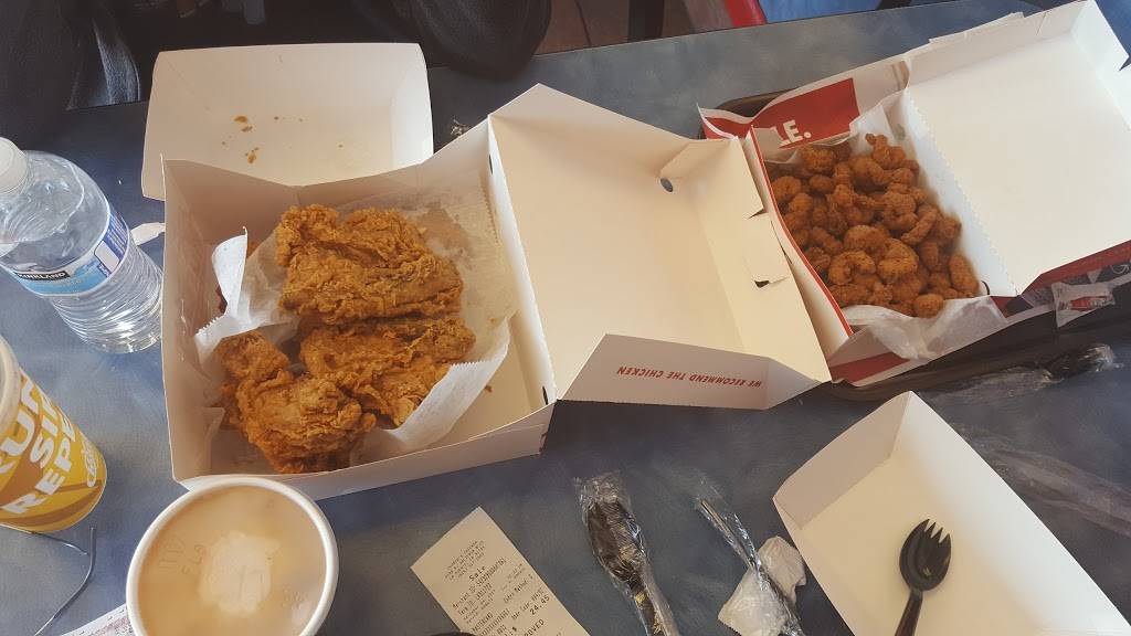 Churchs Chicken | restaurant | 1180 N Hacienda Blvd, La Puente, CA 91744, USA | 6269171553 OR +1 626-917-1553