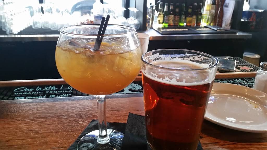 2 West Bar and Grille | restaurant | 2 West Ave, Saratoga Springs, NY 12866, USA | 5184507200 OR +1 518-450-7200