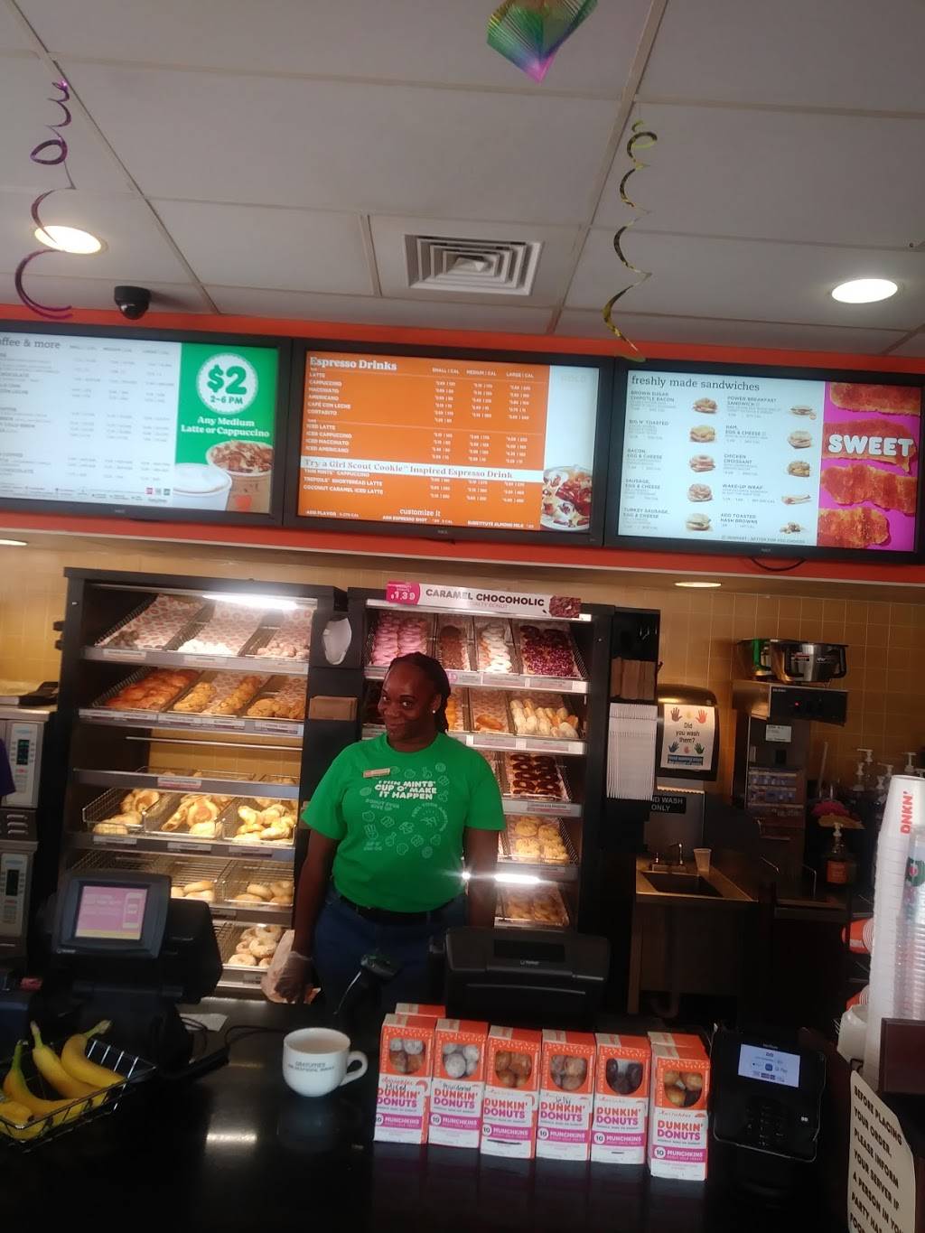 Dunkin | bakery | 2609 N Dixie Hwy Bay #5, Wilton Manors, FL 33305, USA | 9545614171 OR +1 954-561-4171