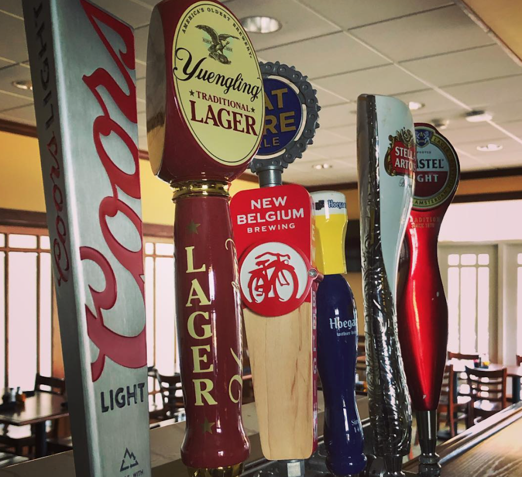 The Clubhouse at Mountain View | restaurant | 890 Bear Tavern Rd, Ewing Township, NJ 08628, USA | 6097710400 OR +1 609-771-0400