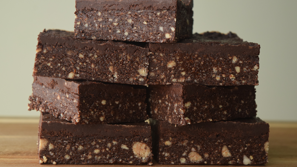 Twenty 1 | bakery | 56 Trudeau Dr, Bowmanville, ON L1C 4K3, Canada | 9054423532 OR +1 905-442-3532