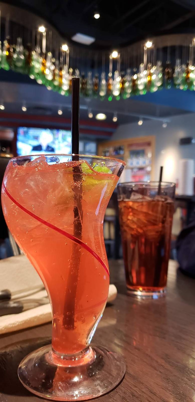 Red Robin Gourmet Burgers and Brews | restaurant | 1024 Eden Way N, Chesapeake, VA 23320, USA | 7574247288 OR +1 757-424-7288